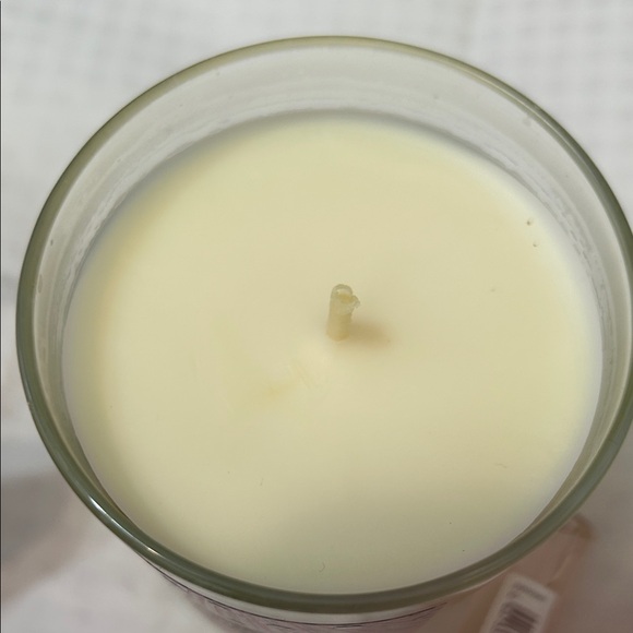 Bath & Body Works Thousand Wishes - Picture 5 of 6